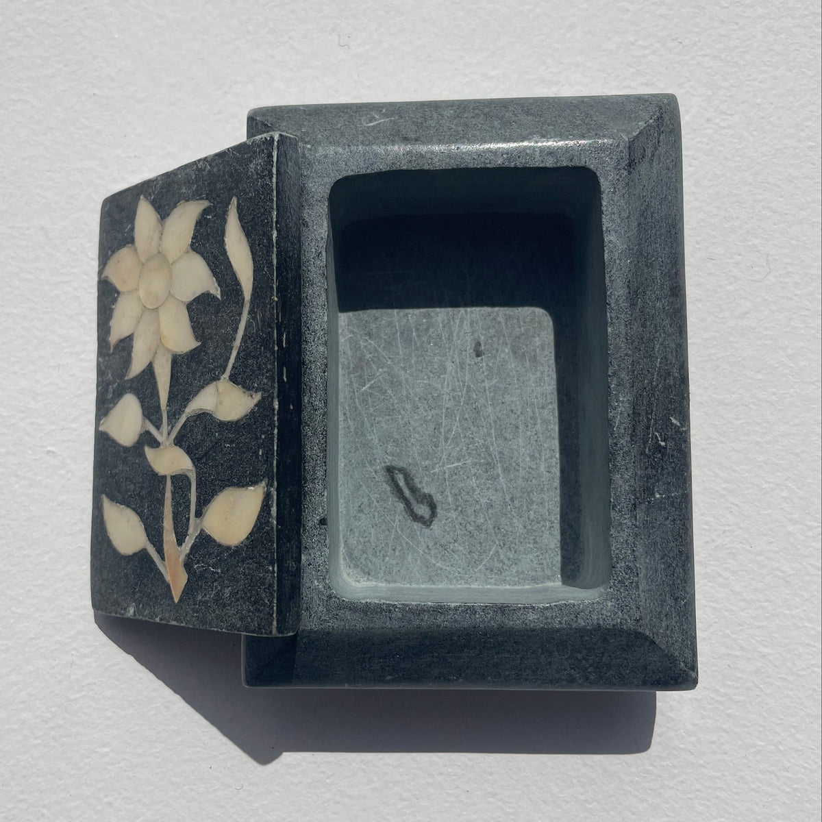 Mother Of Pearl Inlay Trinket Box
