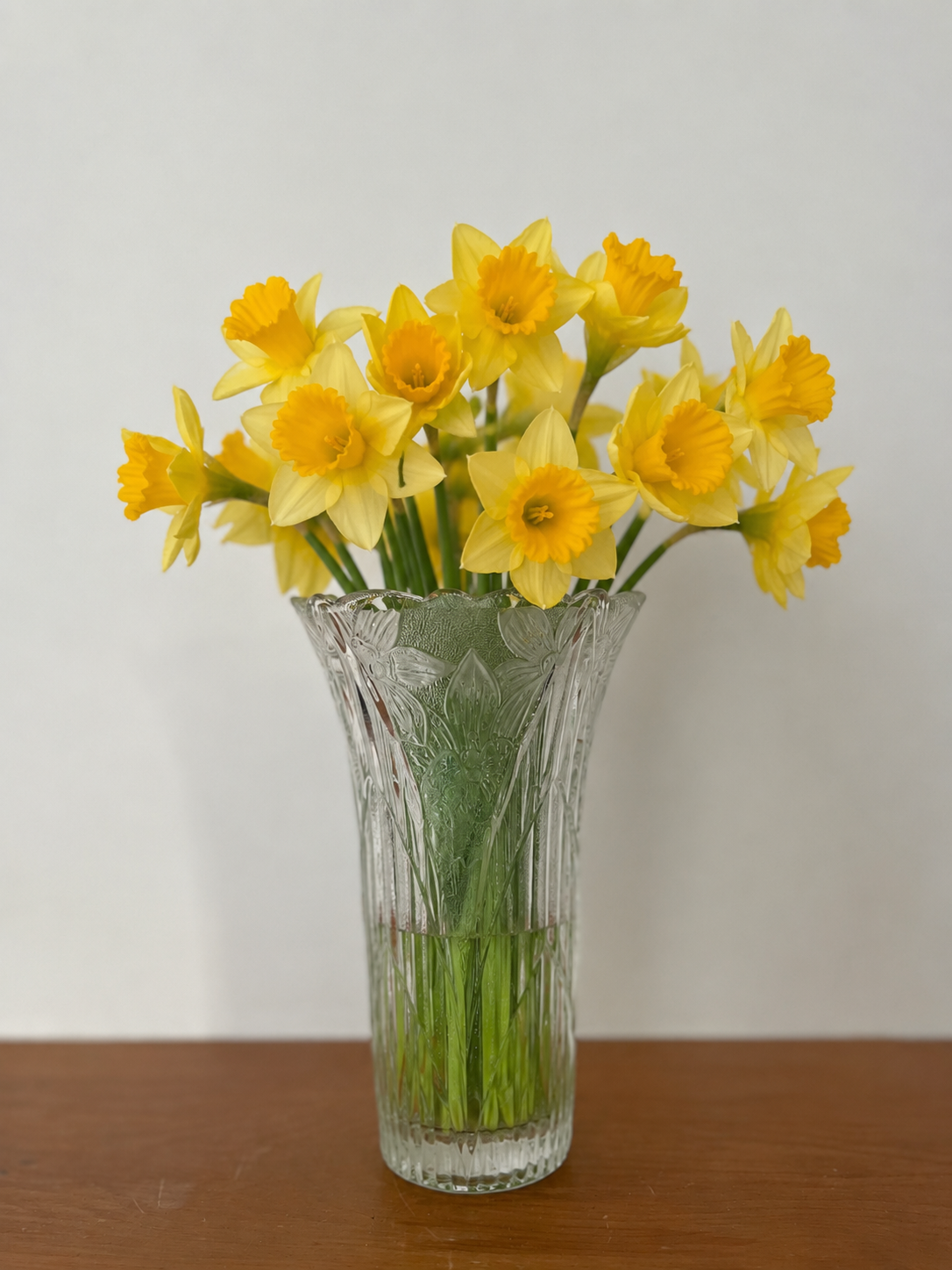 Art Deco Daffodil Vase