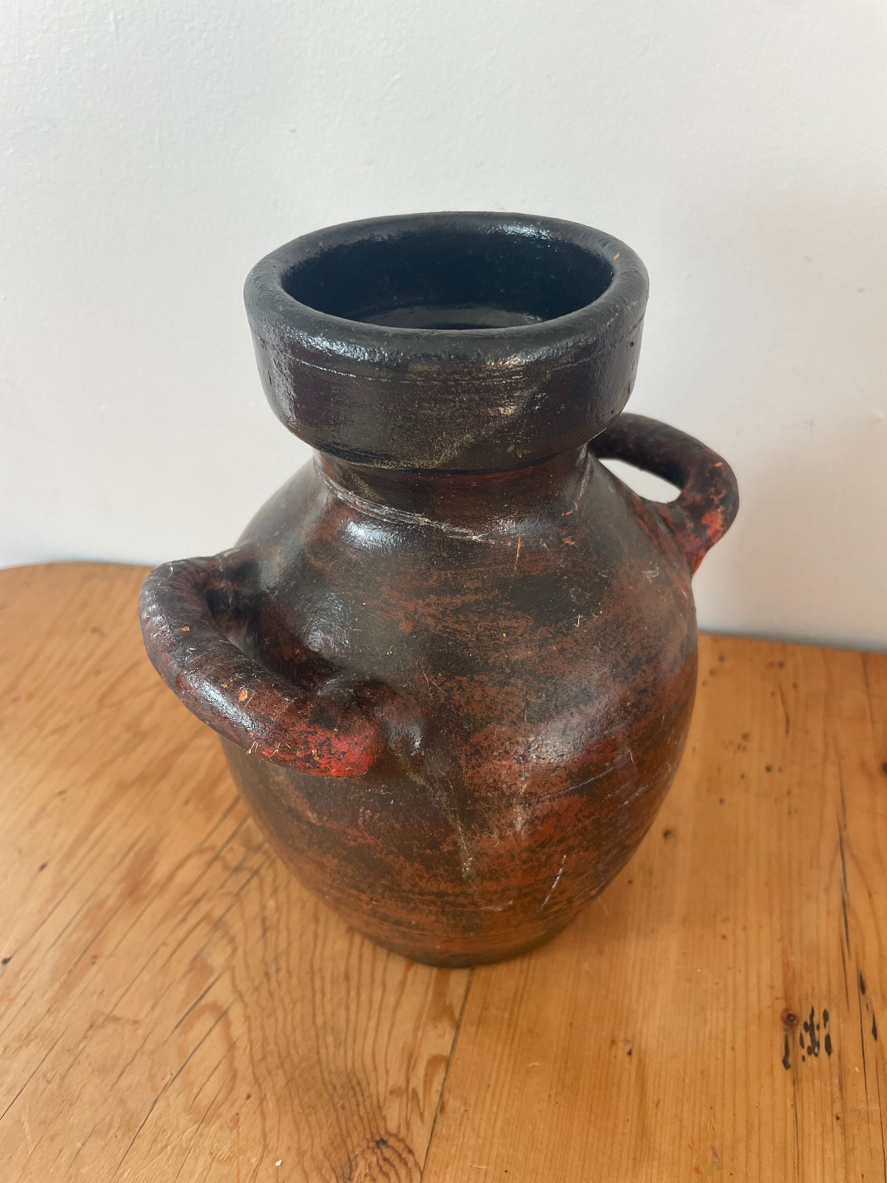 Pottery Vessel With Handles