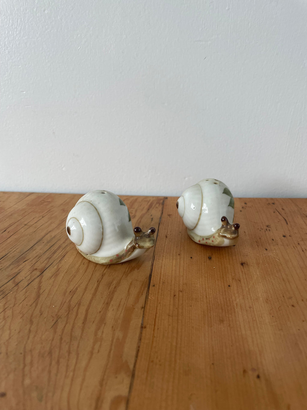 Snail Salt & Pepper Shakers