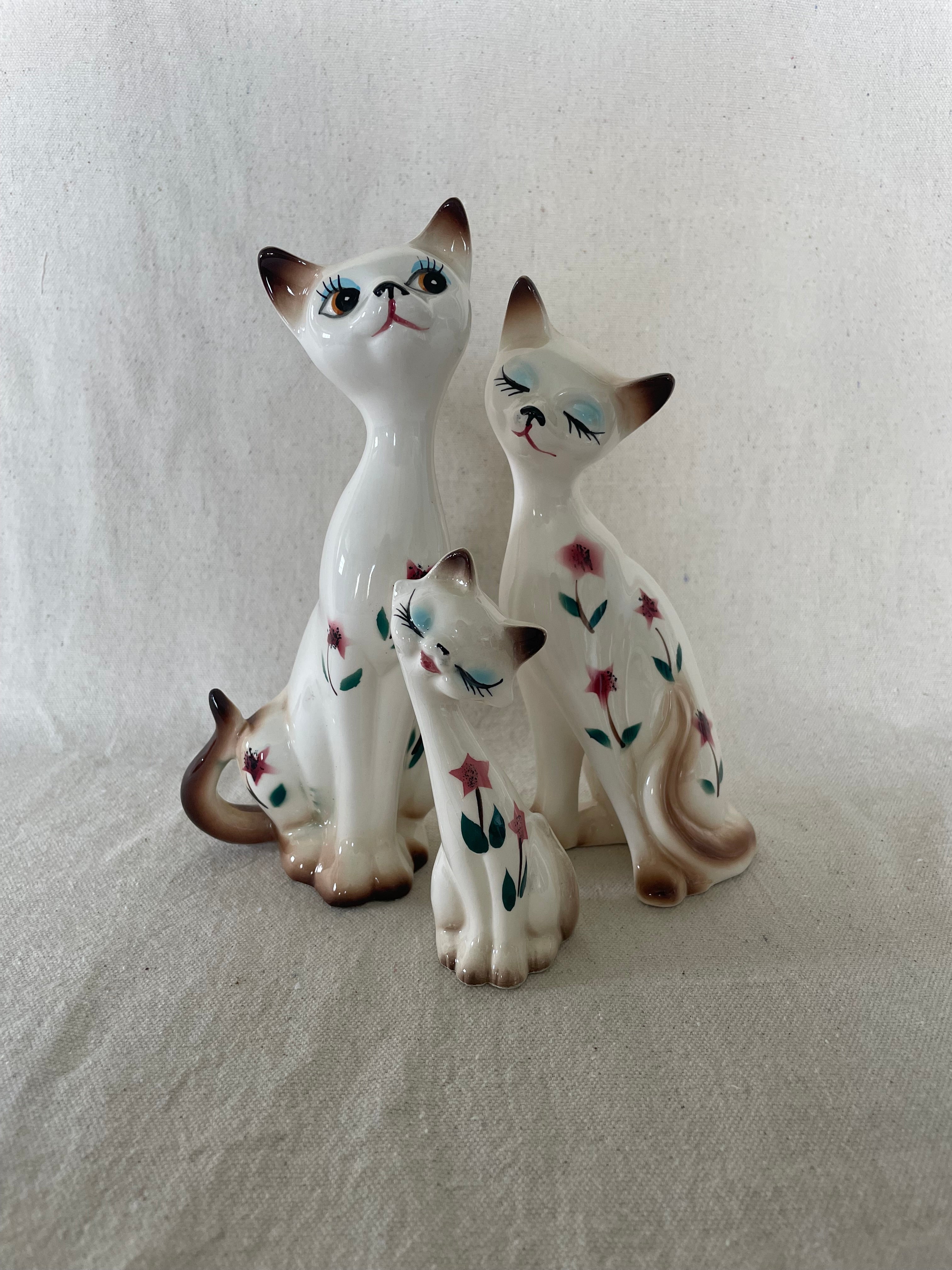 Vintage Floral Cat Trio