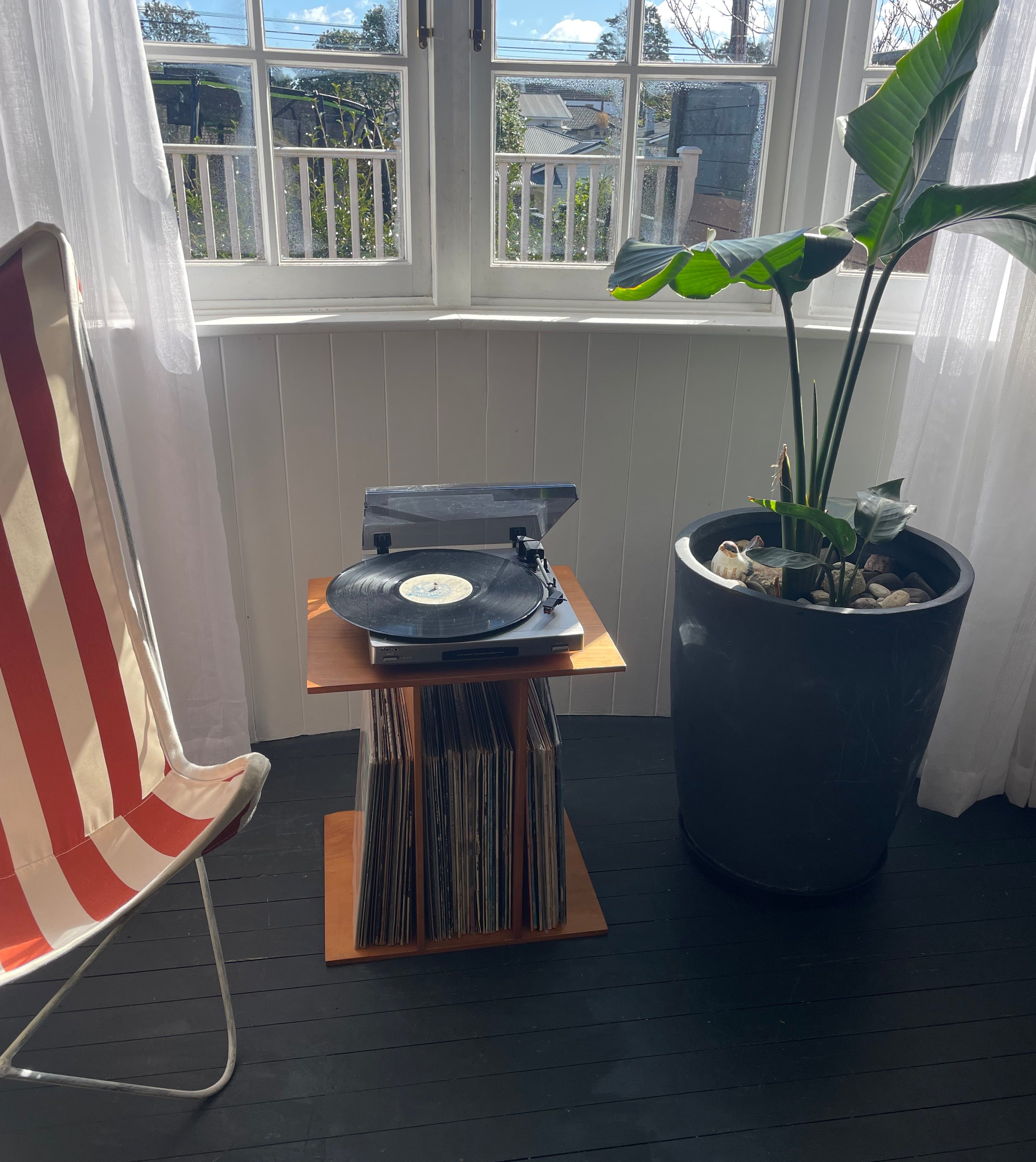 Rimu Record Stand
