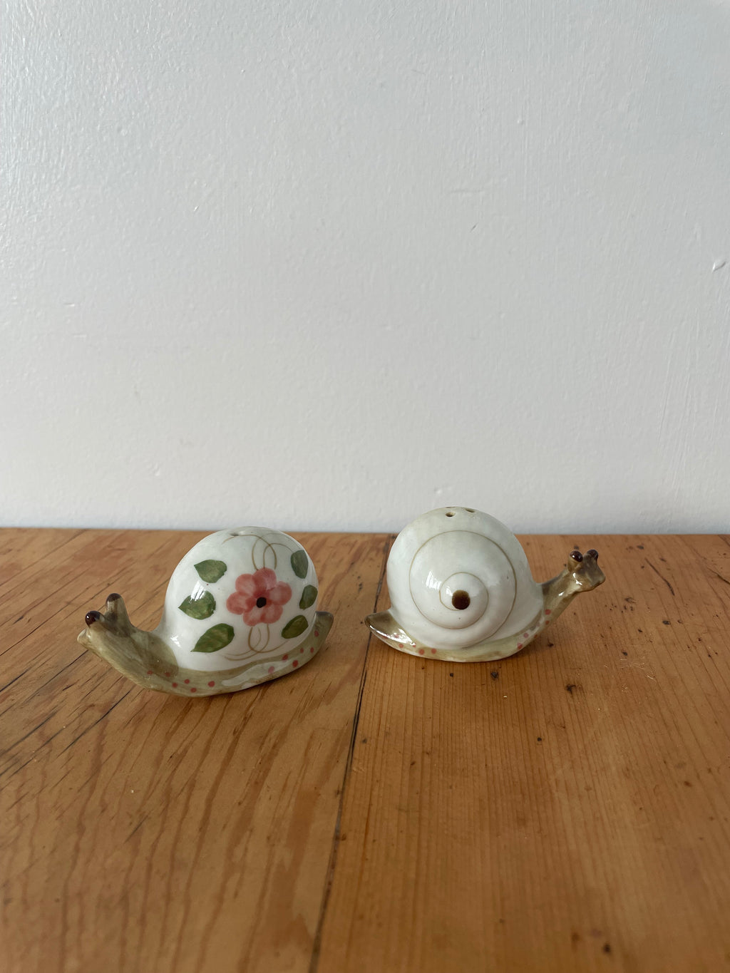 Snail Salt & Pepper Shakers