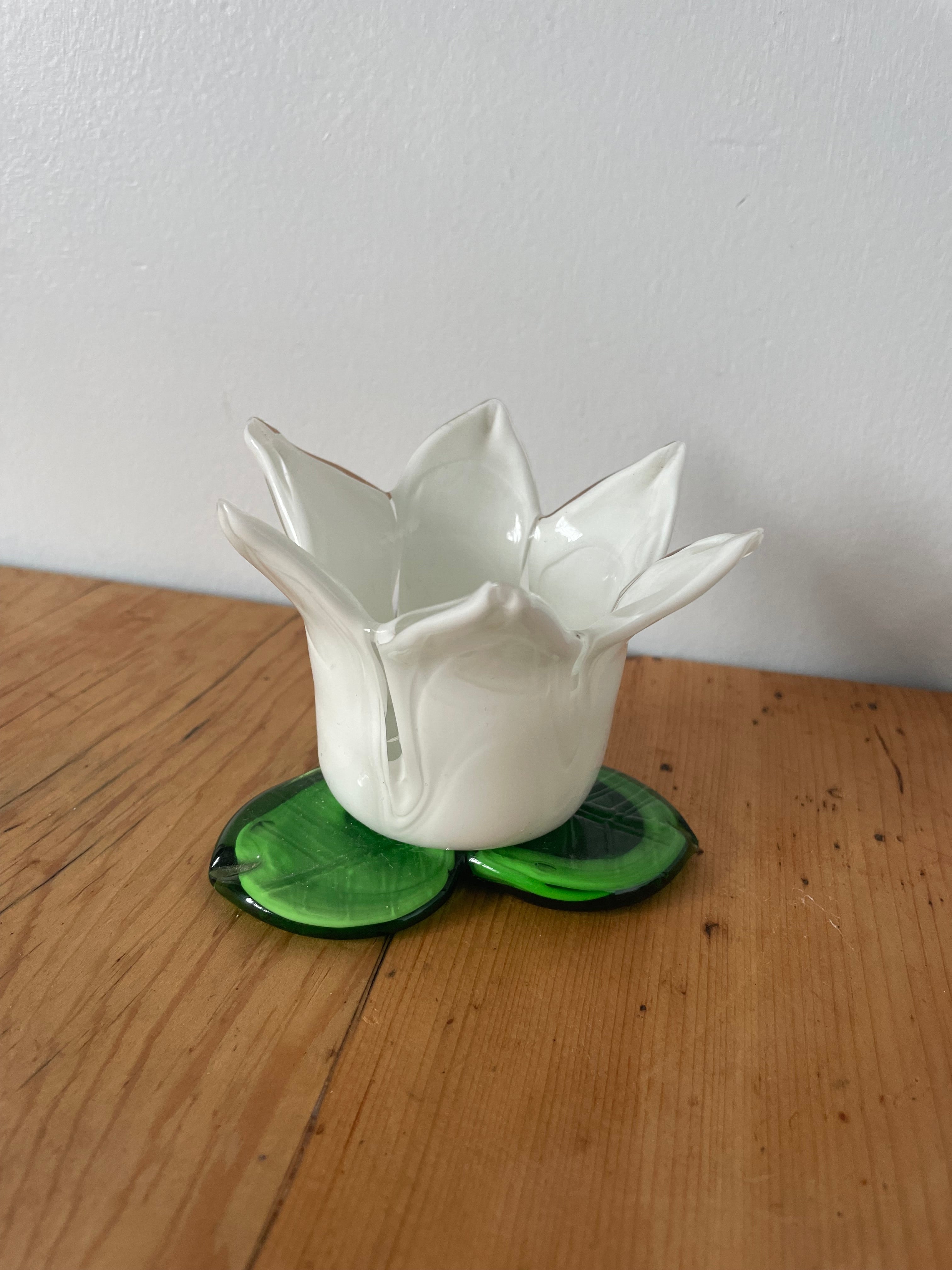 Handblown Glass Waterlily