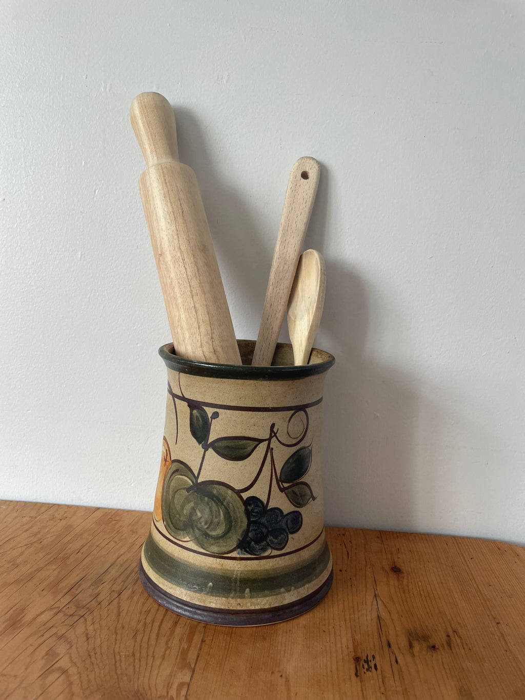 Pottery Utensil Holder