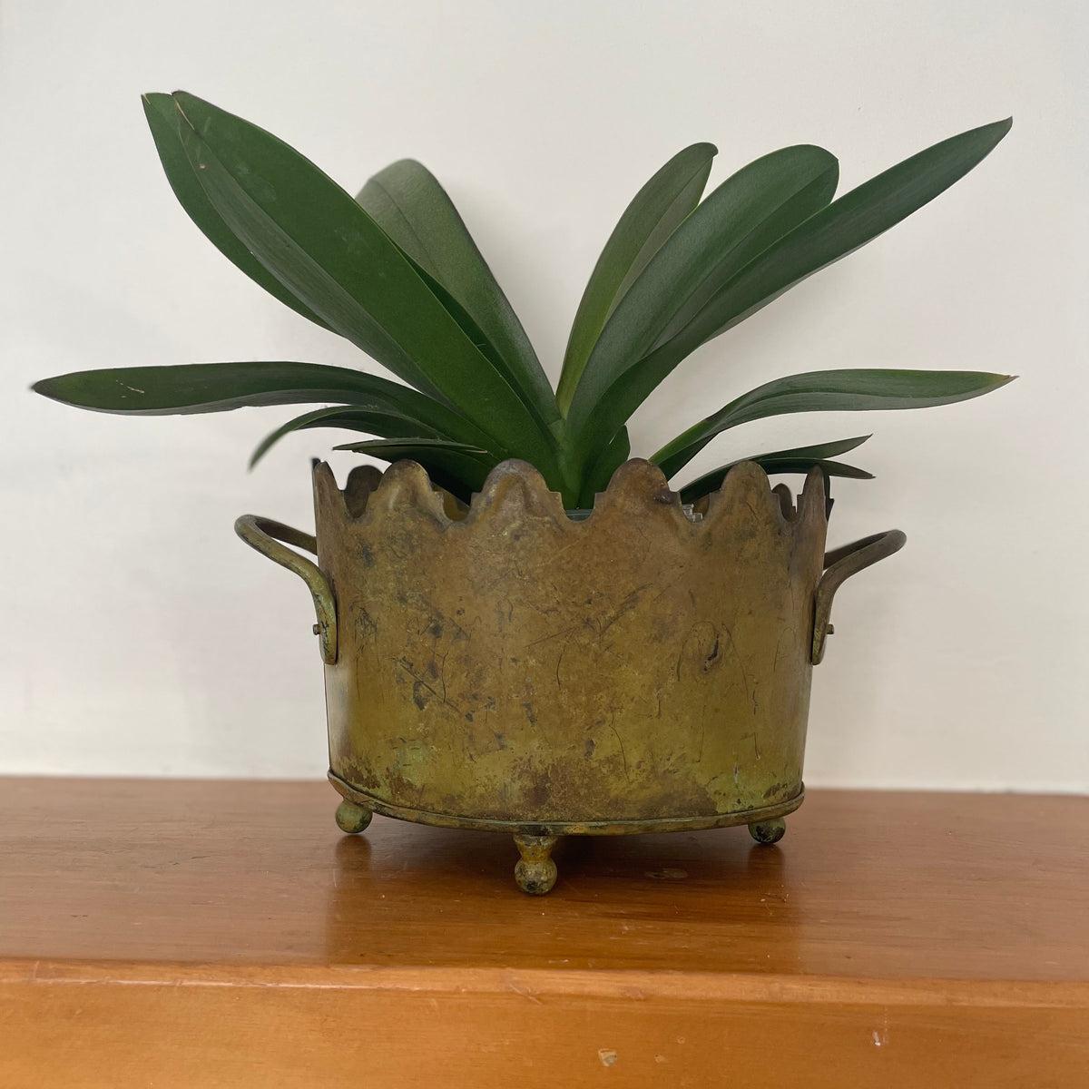 Ball Footed Sheet Metal Planter