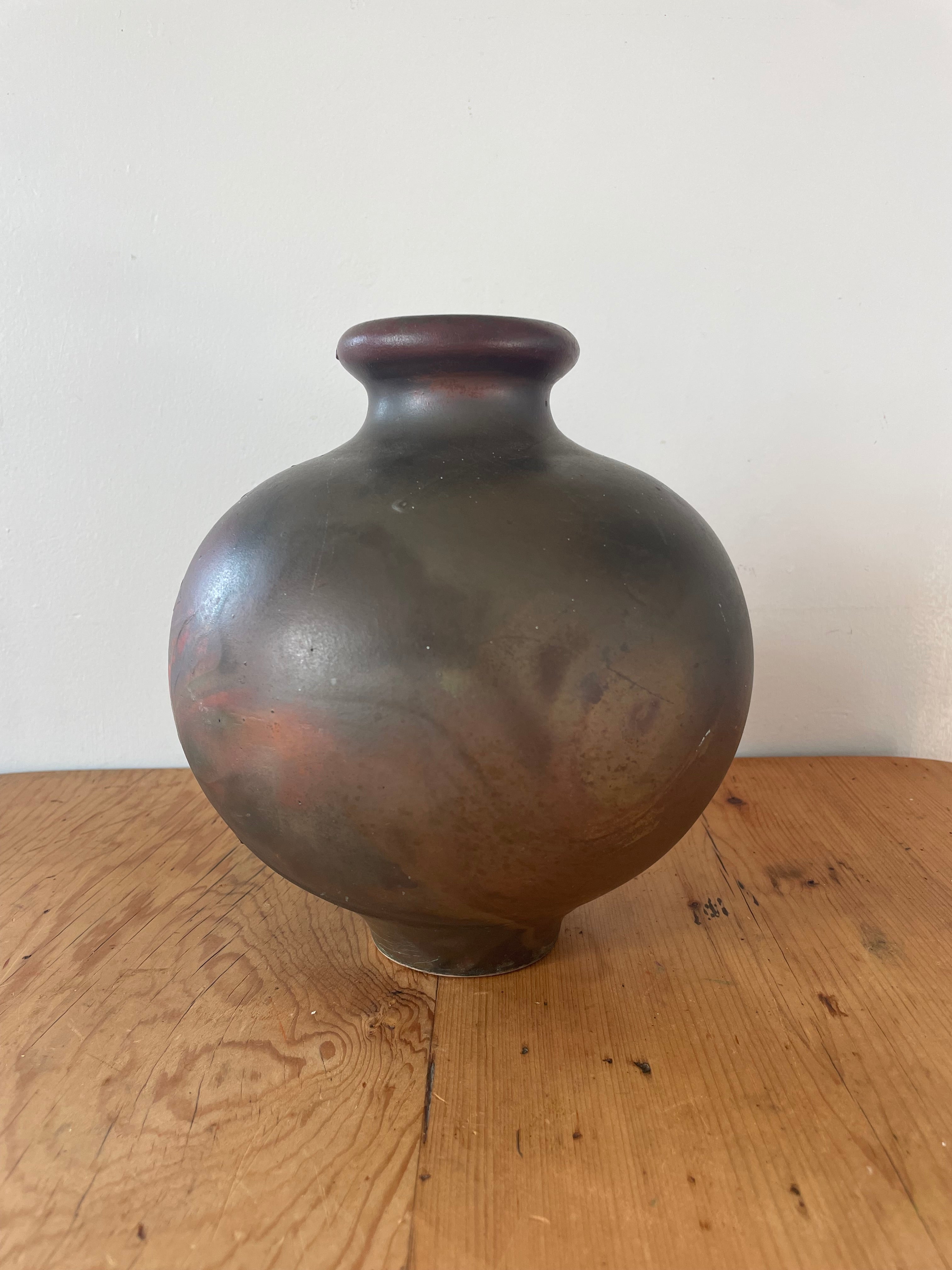 Vintage Divine Designs Fatbum Pottery Vessel