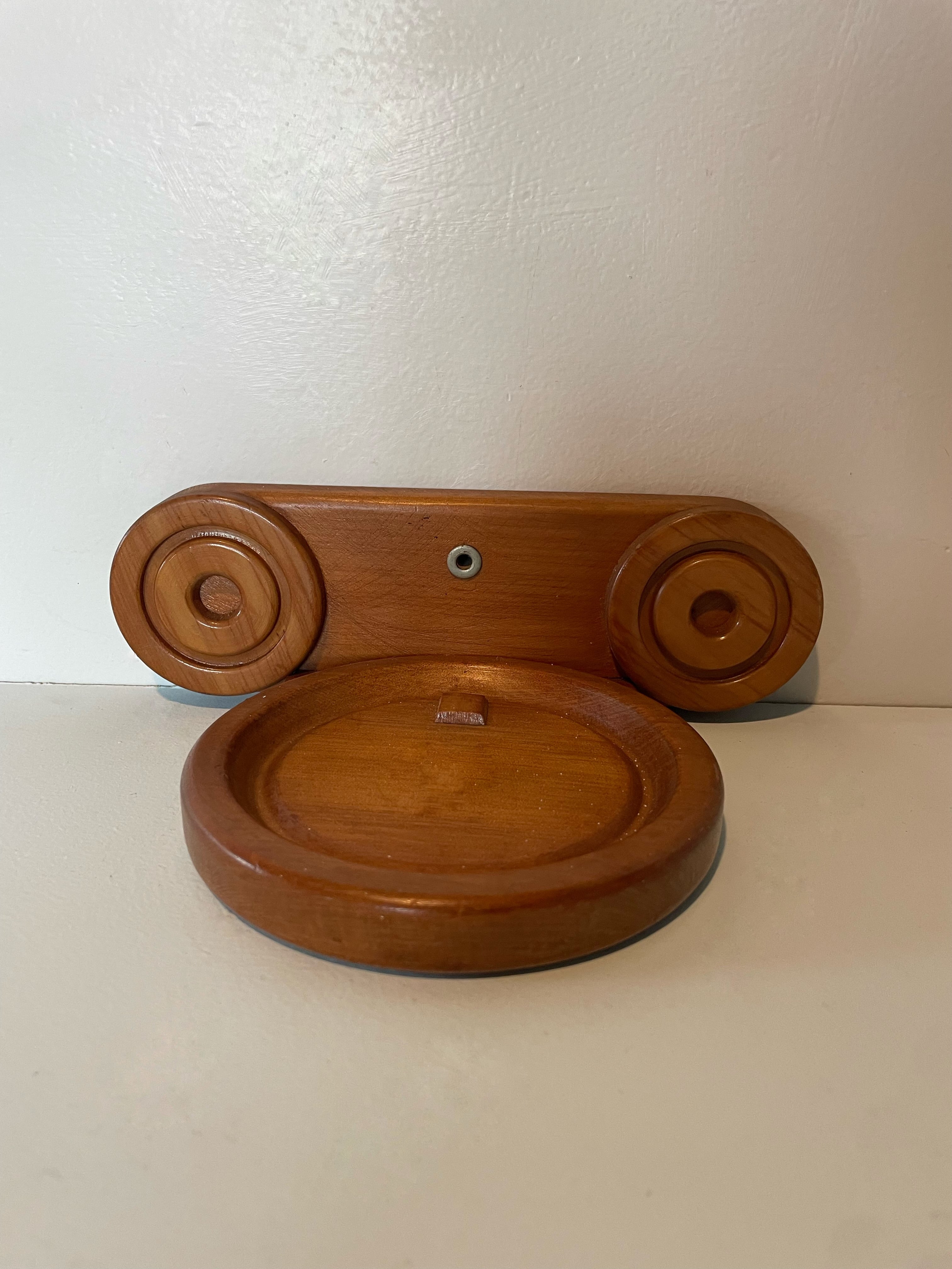 Mini Rimu Shelf
