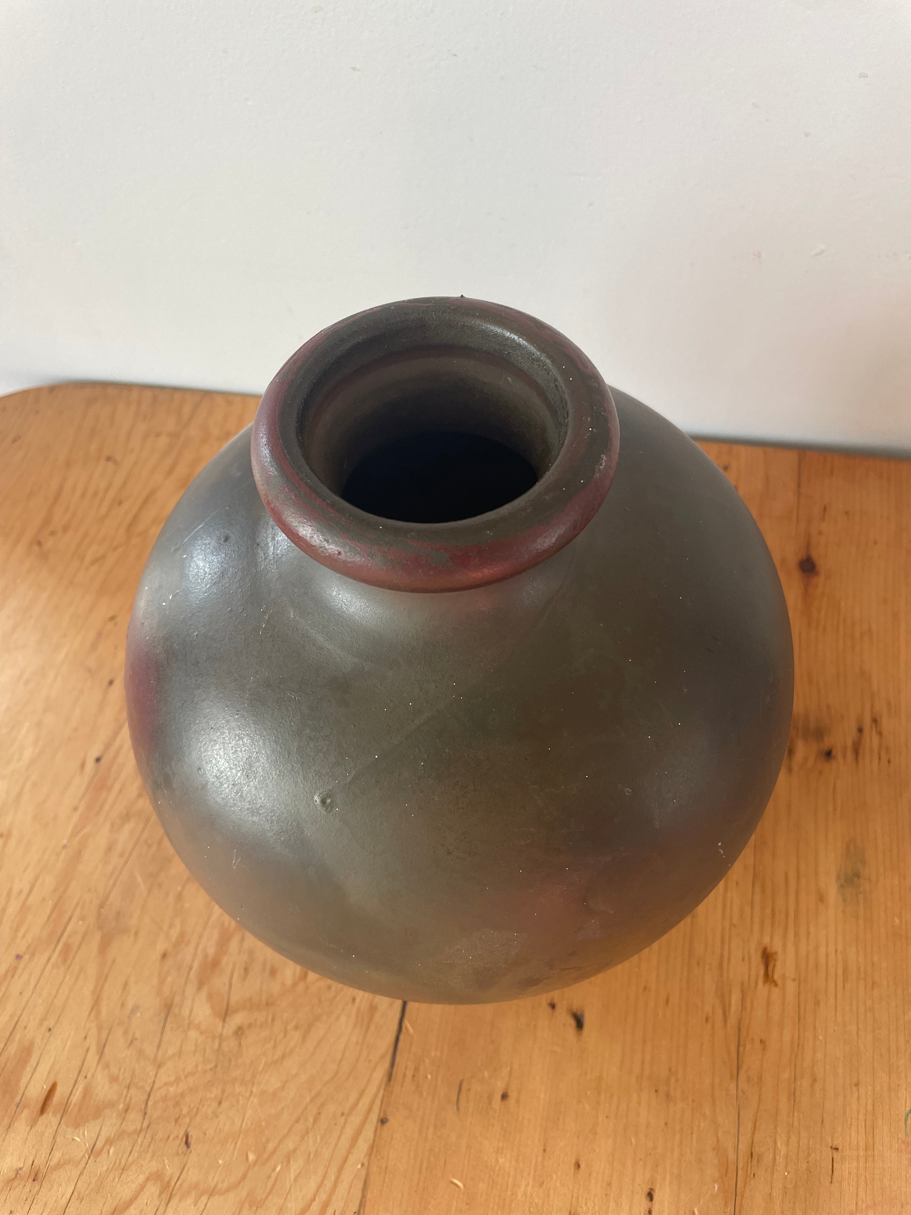 Vintage Divine Designs Fatbum Pottery Vessel
