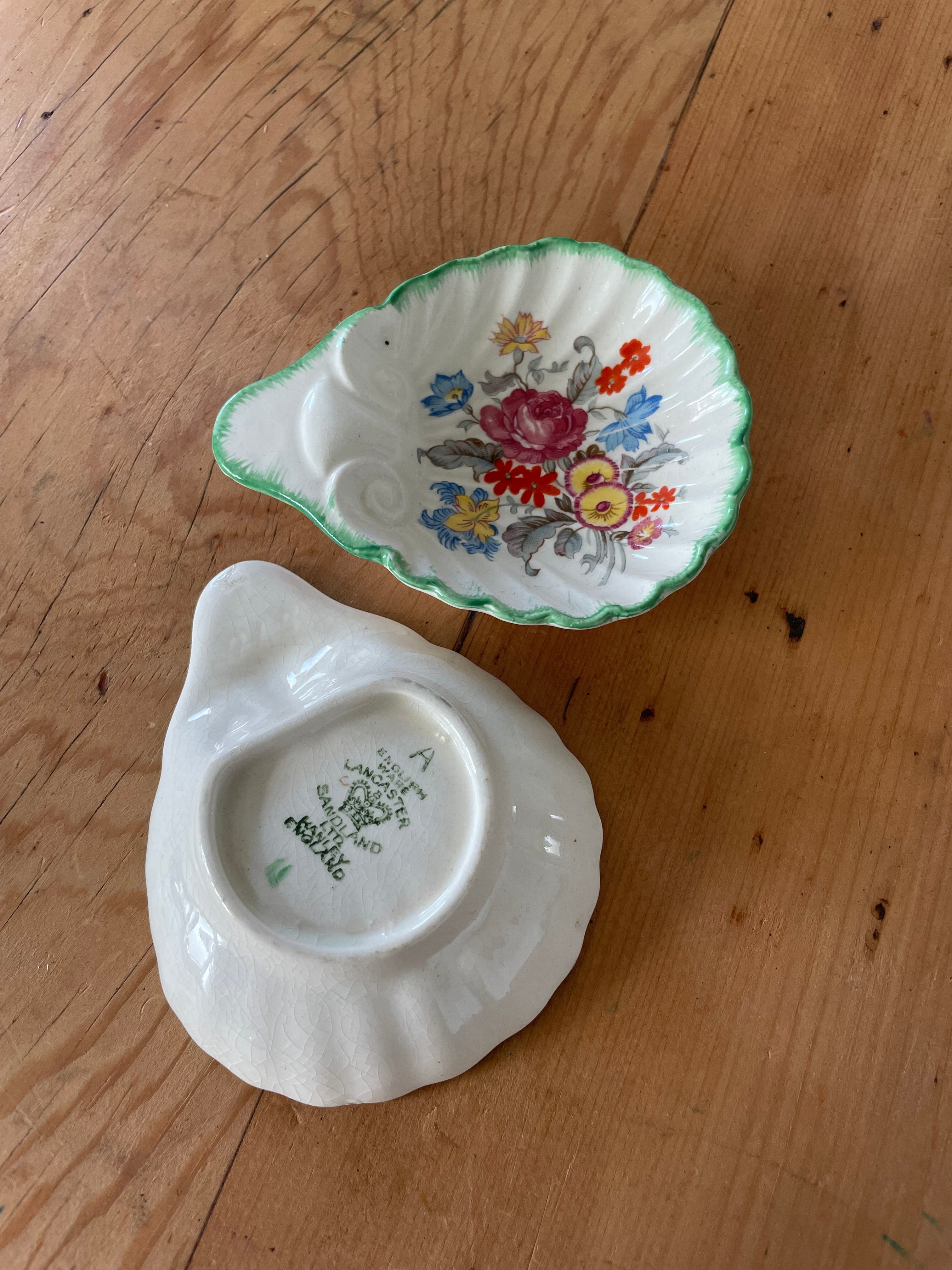 Vintage Floral Scollop Shell Dish