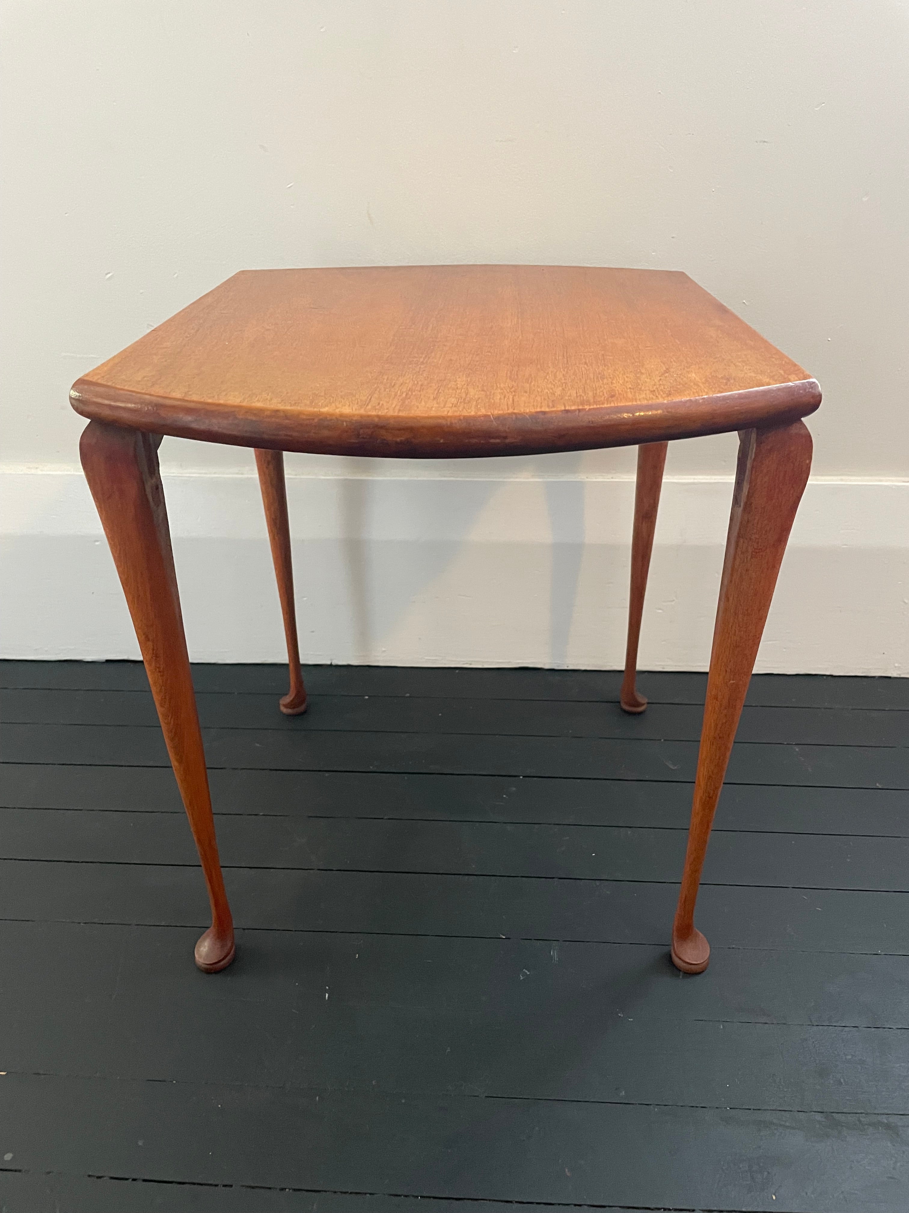 Vintage Scollaped Apron Side Table