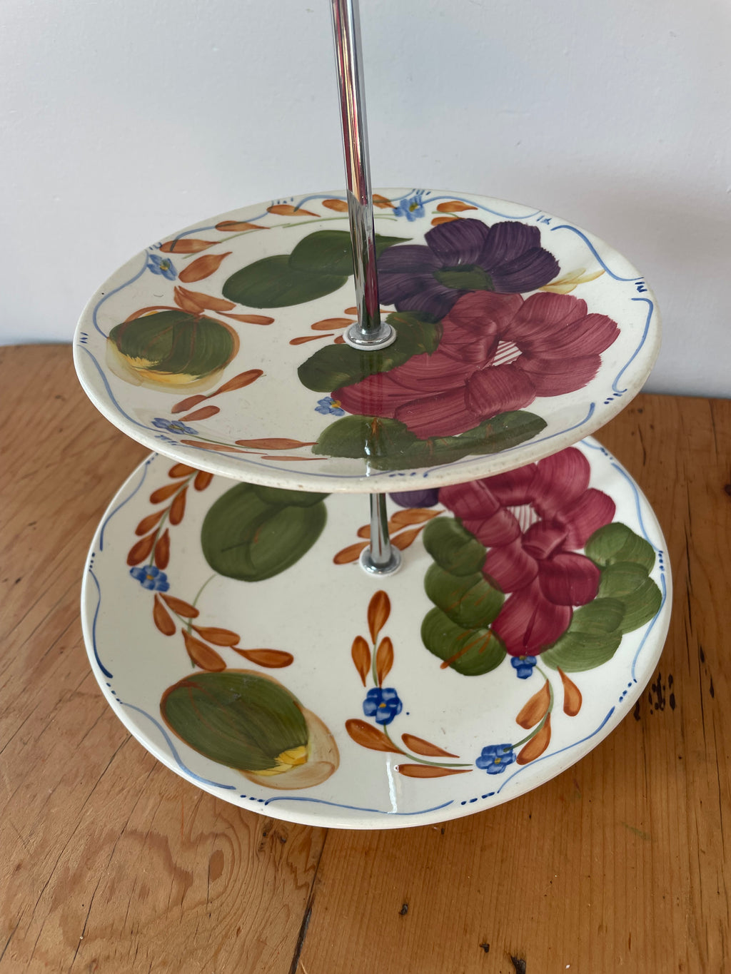 Handmade Crown Lynn Fleurette Cupcake Stand