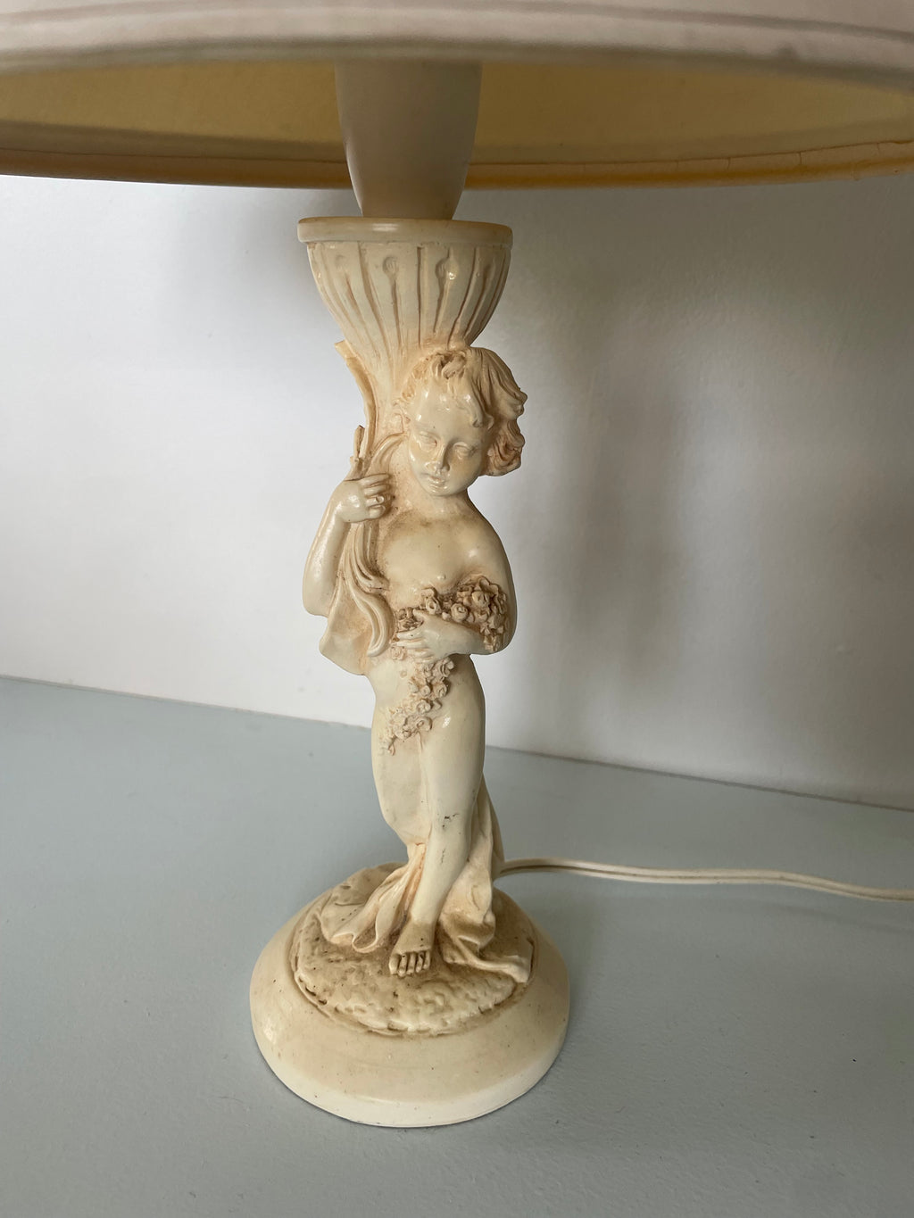 Vintage Figurine Lamp