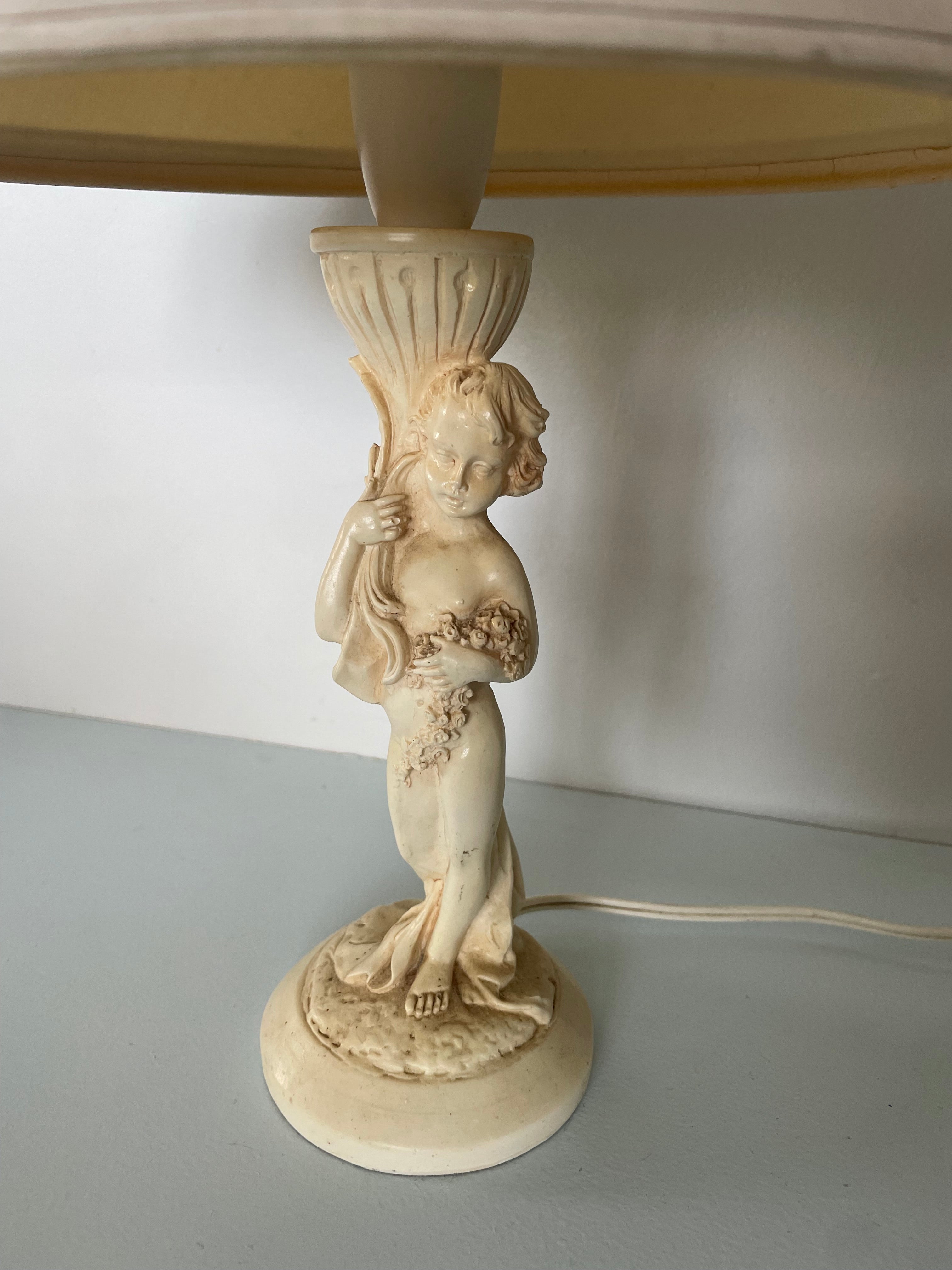 Vintage Figurine Lamp