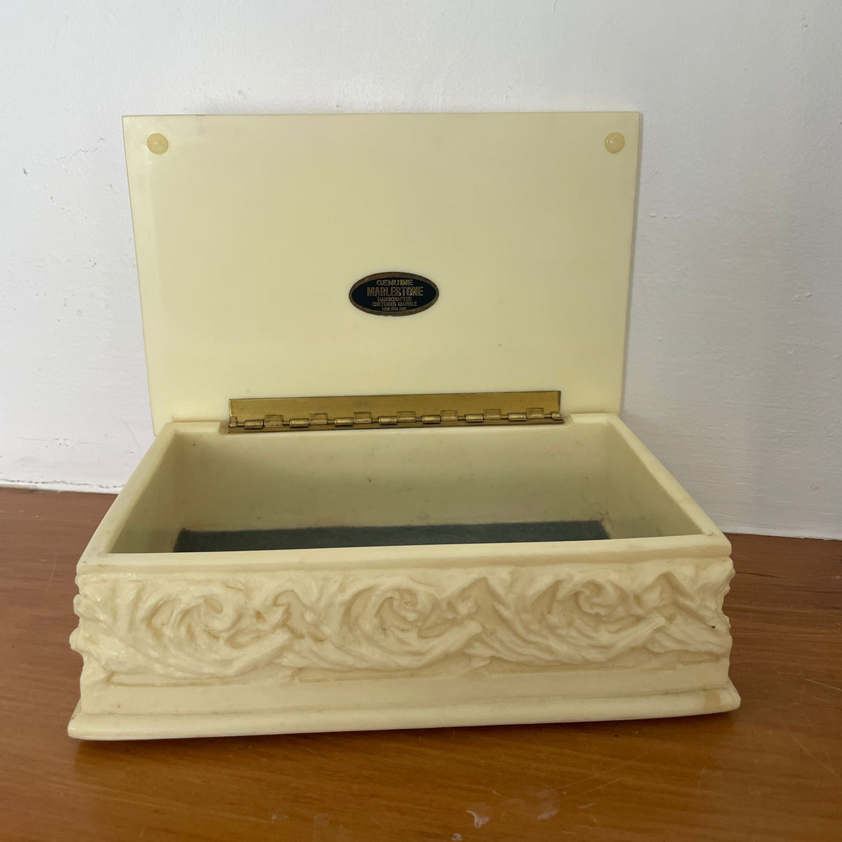 Vintage Marlestone Swan Box